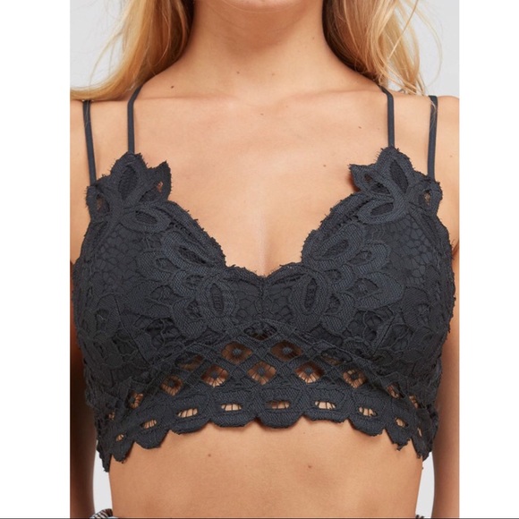 LYANN Cutest Lace Bralette - BLACK - Picture 2 of 3